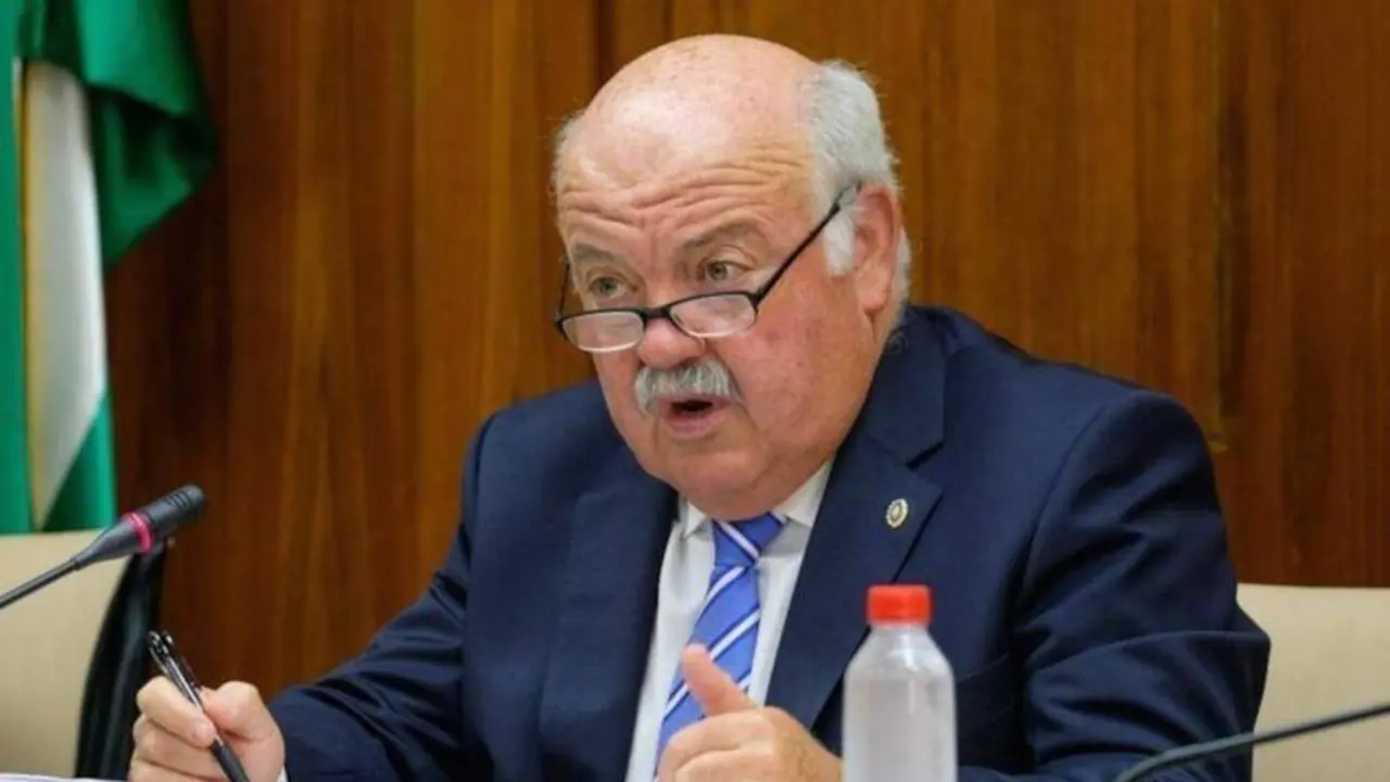 <p> Jesus Aguirre </p>