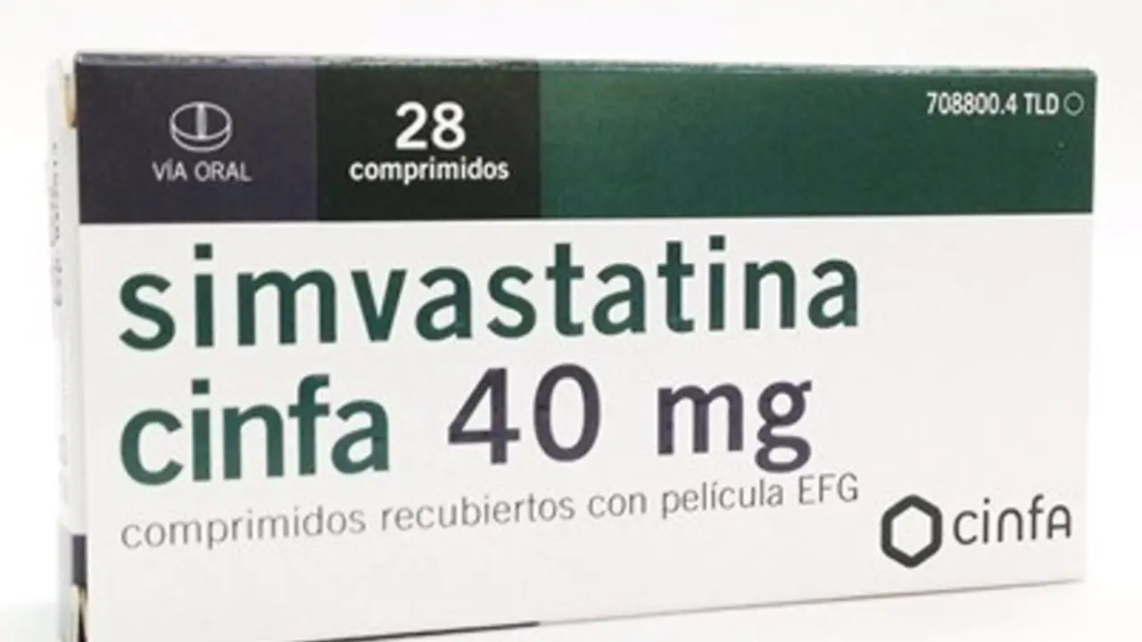 <p> Archivo - Simvastatina Cinfa 40 mg comprimidos recubiertos con pelicula EFG - CINFA - Archivo </p>