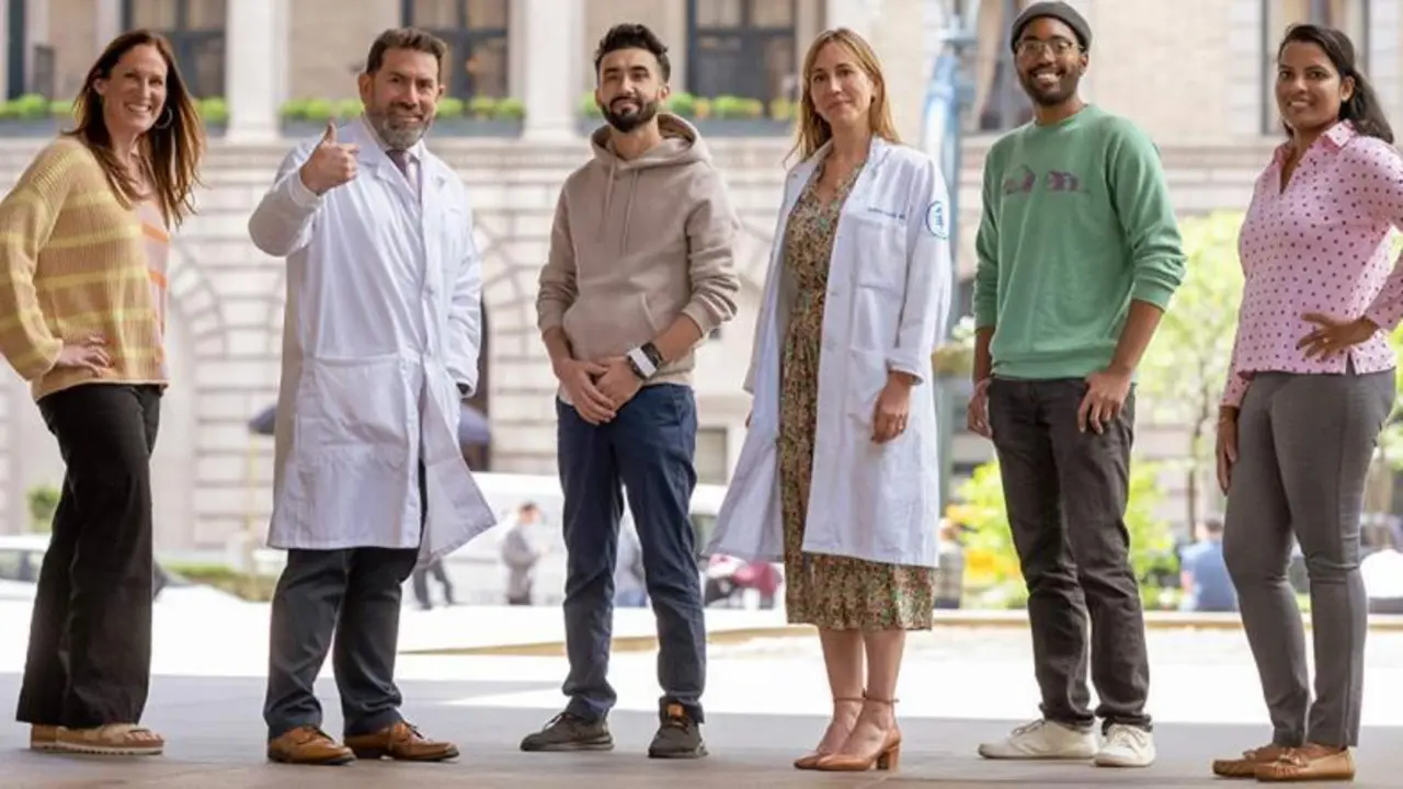 <p> 4-success-treated-patients-released-msk-cereck-220511-417_rt_1200x800 </p>