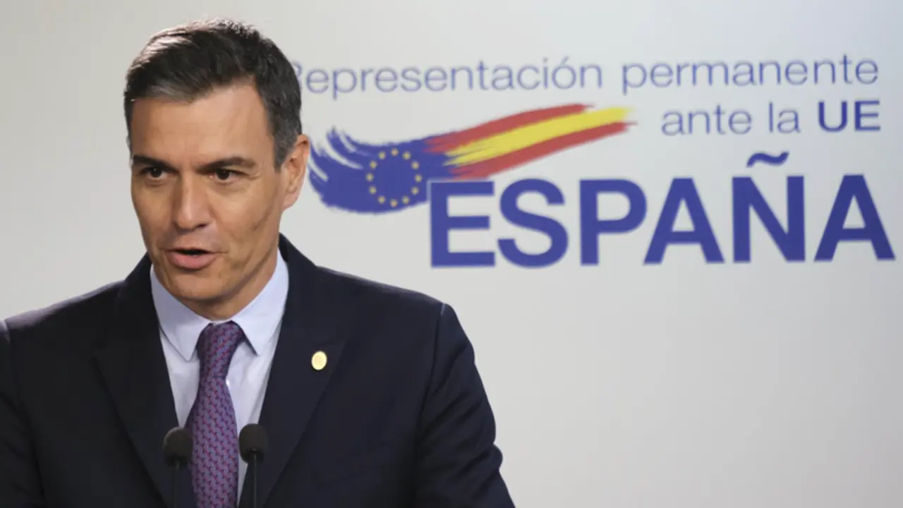 <p> HANDOUT - 24 June 2022, Belgium, Brussels: Spanish Prime Minister Pedro Sanchez speaks during a press briefing on the second day of the European Union Leaders Summit at the European Council. Photo: Alexandros Michailidis/European Council/dpa - ATTENTION: - Alexandros Michailidis/European / DPA </p>