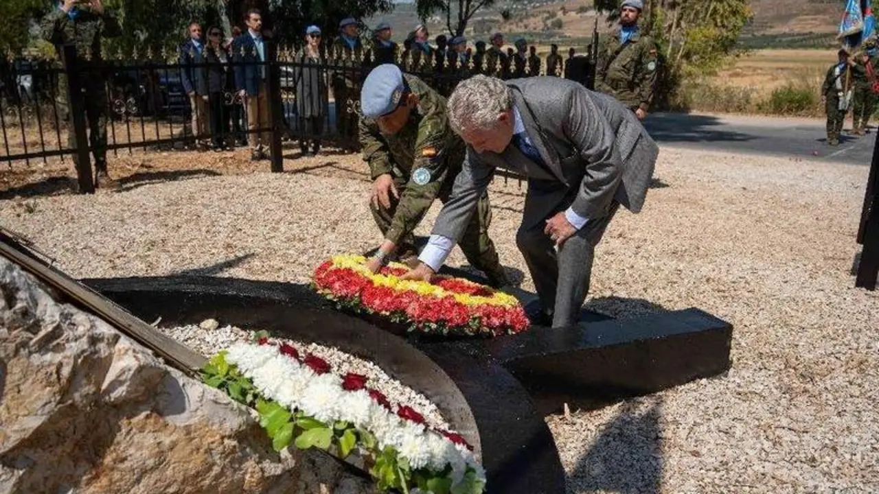 <p> Acto de homenaje a los ca&iacute;dos en Khiam </p>