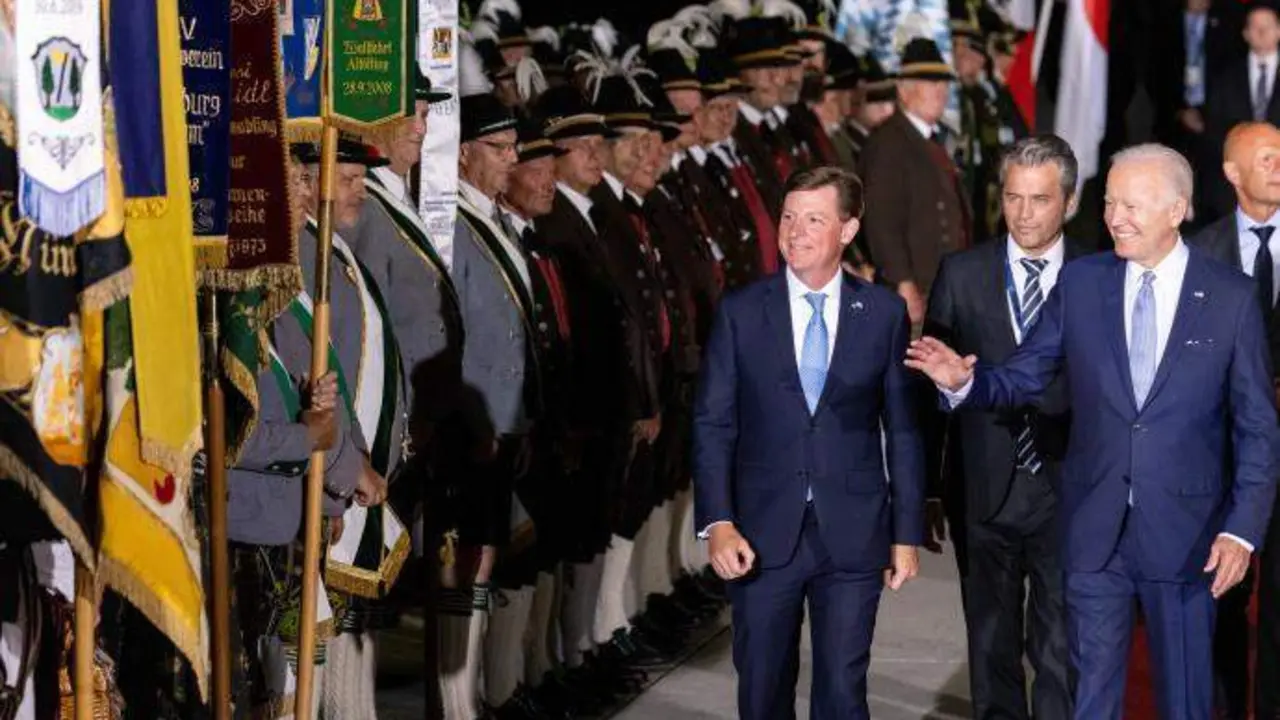 <p> La llegada de Biden a Alemania para la cumbre del G7 </p>