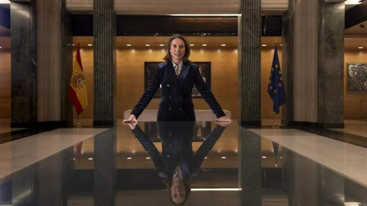 <p> La portavoz del PP, Cuca Gamarra, en una entrevista con Europa Press </p>