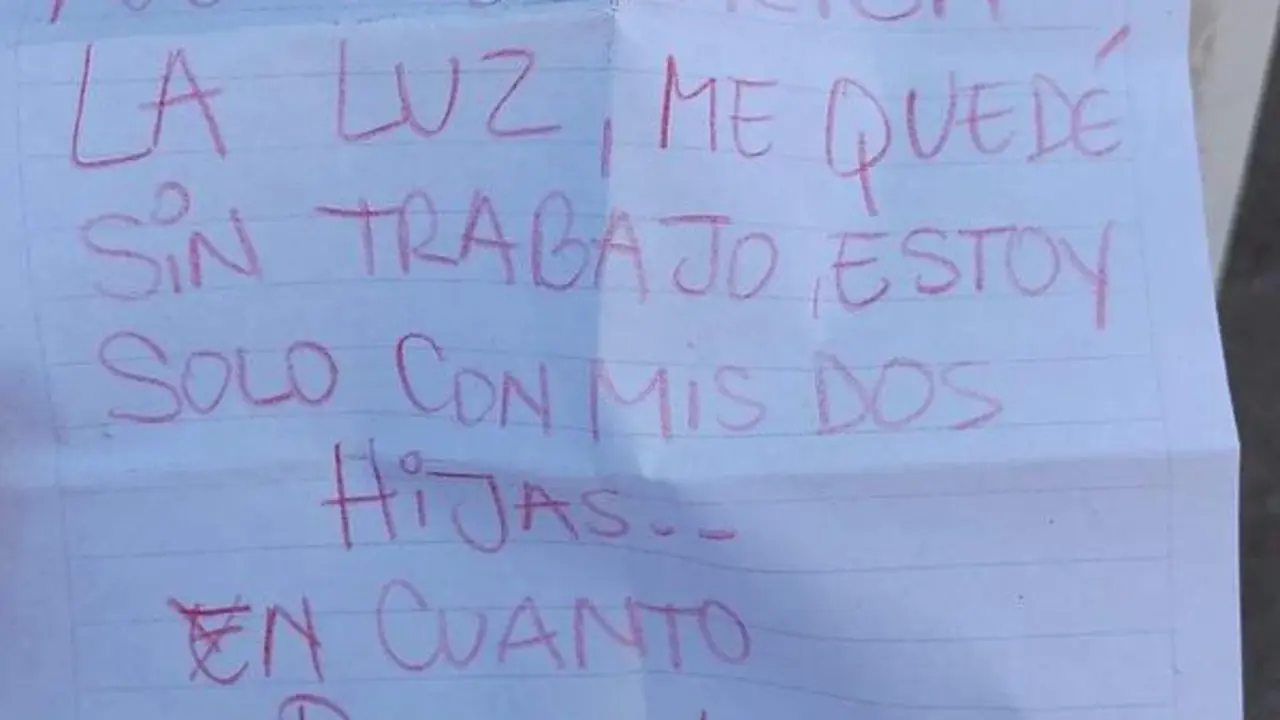 <p> Mensaje que dej&oacute; el padre en el contador de la luz </p>