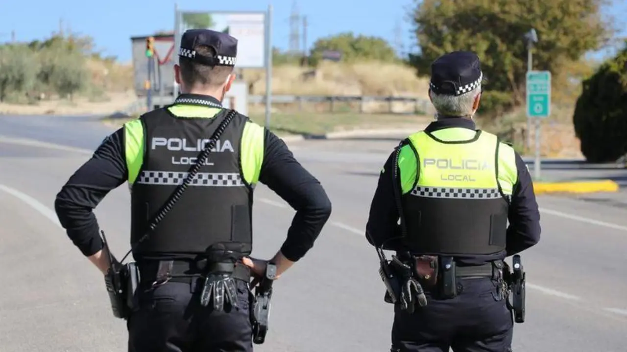 <p> Polic&iacute;a Local de Lucena </p>