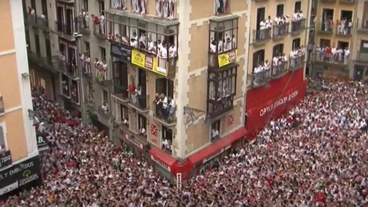 <p> Captura directo EL CHUPINAZO Sanfermines 2022 </p>