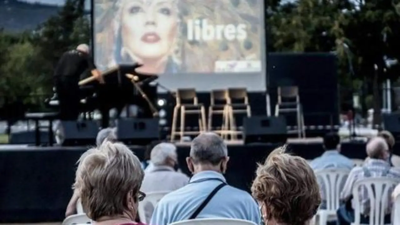 <p> Jornada cinematogr&aacute;fica del programa Cultura en Red en Jardines de la Paz, Octubre de  2020 - Cultura en Red </p>