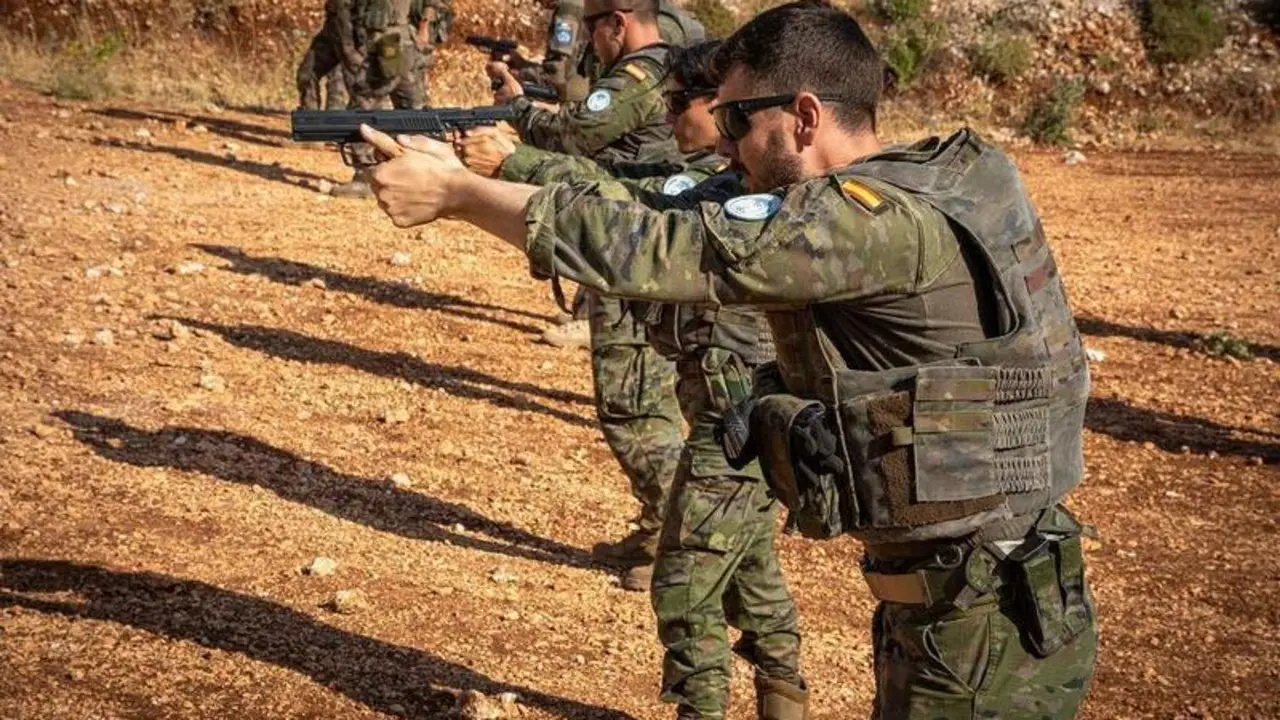 <p> Ejercicio de tiro conjunto. </p>