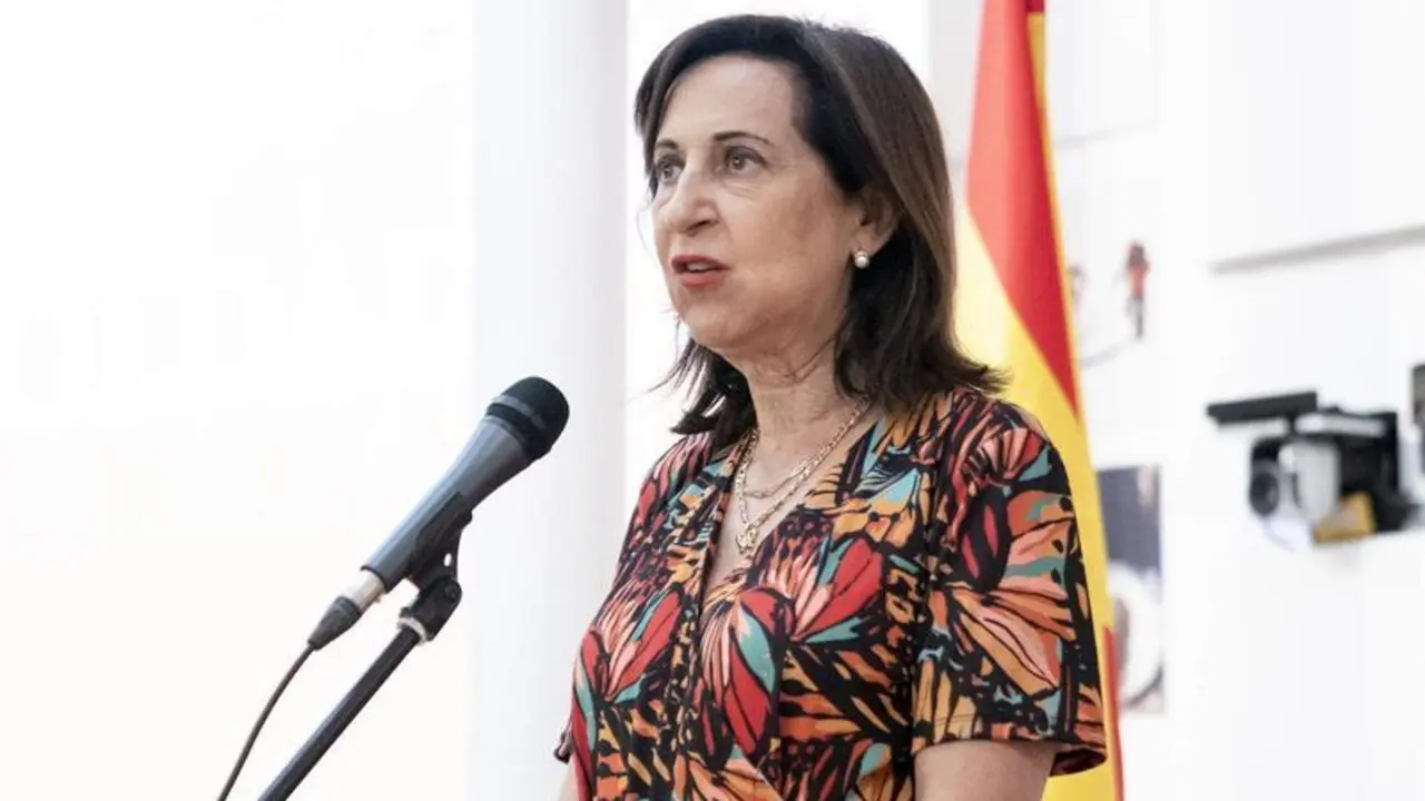 <p> La ministra de Defensa, Margarita Robles </p>