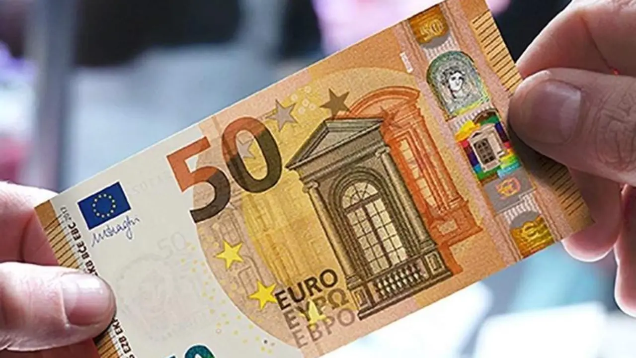 <p> Billete de 50 euros - EP </p>