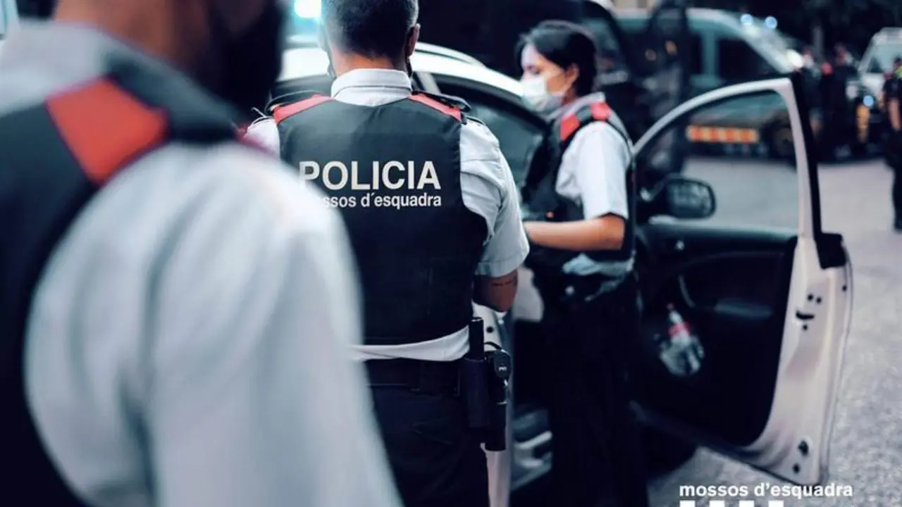 <p> Mossos d'Esquadra en una imagen de archivo - MOSSOS D'ESQUADRA - Archivo </p>