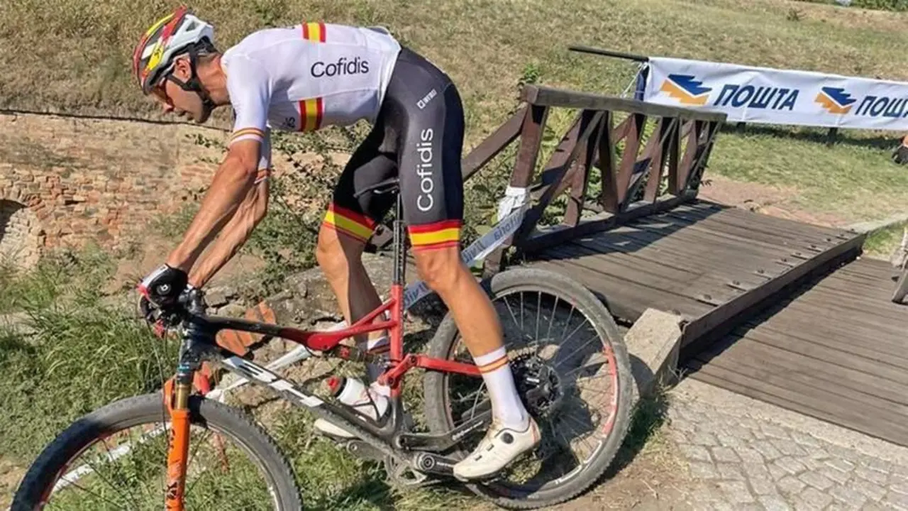 <p> El ciclista espa&ntilde;ol David Valero </p>