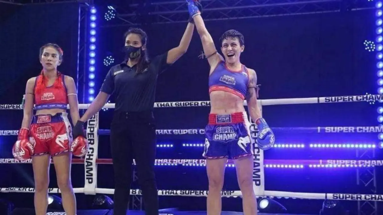 <p> La espa&ntilde;ola Desire&eacute; Rovira. Fuente TW: @BoxeoEnNoticias </p>