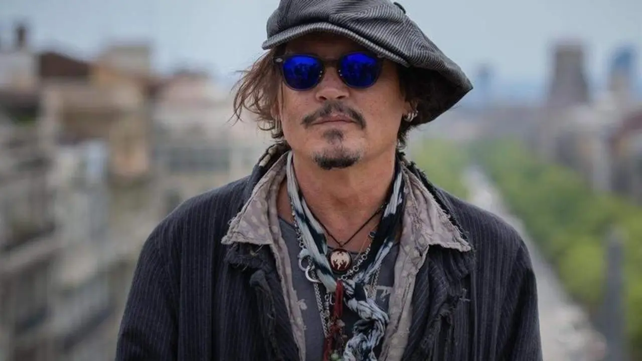 <p> El actor Johnny Depp posa despu&eacute;s de la rueda de prensa de presentaci&oacute;n de la pel&iacute;cula &lsquo;El fot&oacute;grafo de Minamata' en la quinta edici&oacute;n del BCN Film Fest - DAVID ZORRAKINO / EUROPA PRESS </p>
