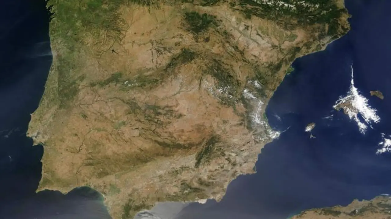 <p> Mapa satelital de Espa&ntilde;a y Portugal. Jacques Descloitres </p>