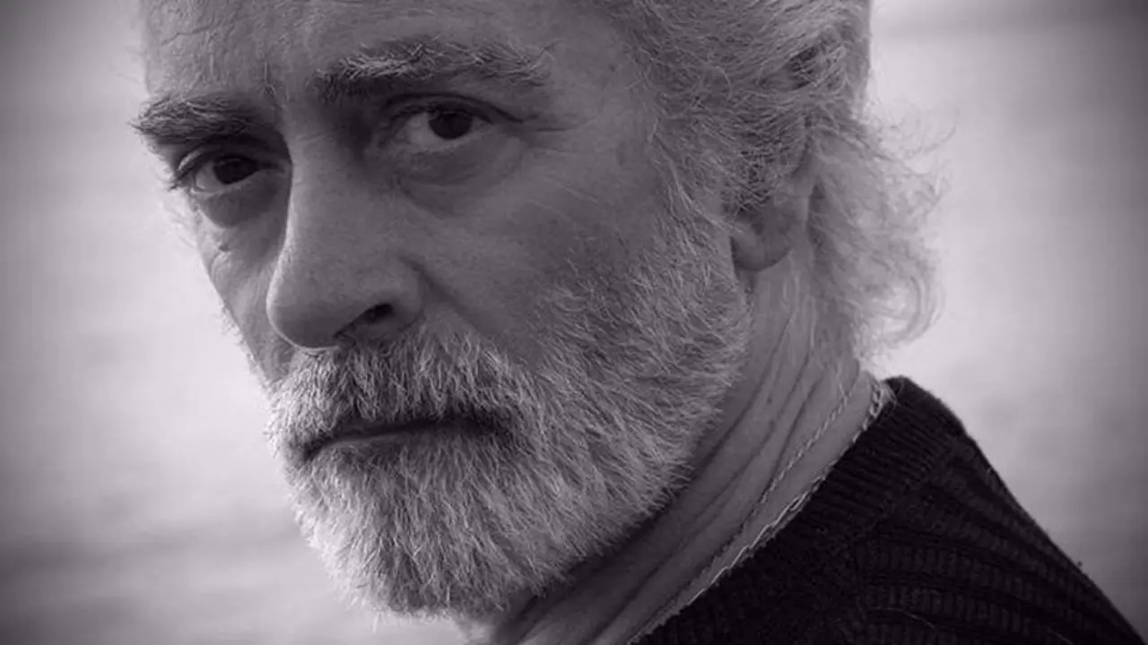 <p> El guitarrista Manolo Sanl&uacute;car, fallecido a los 78 a&ntilde;os de edad el s&aacute;bado 27 de agosto de 2022 </p>