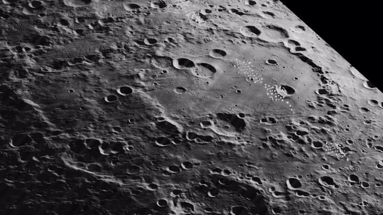 <p> Imagen del cr&aacute;ter Hertzsprung tomada por el Lunar Orbiter 5 - NASA </p>