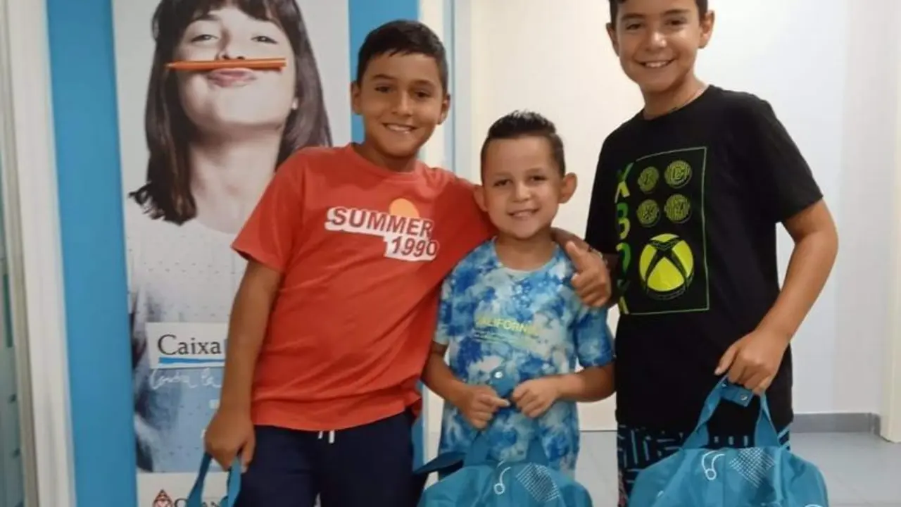 <p> Fundaci&oacute;n La Caixa ayuda en la vuelta al cole - FUNDACI&Oacute;N LA CAIXA </p>