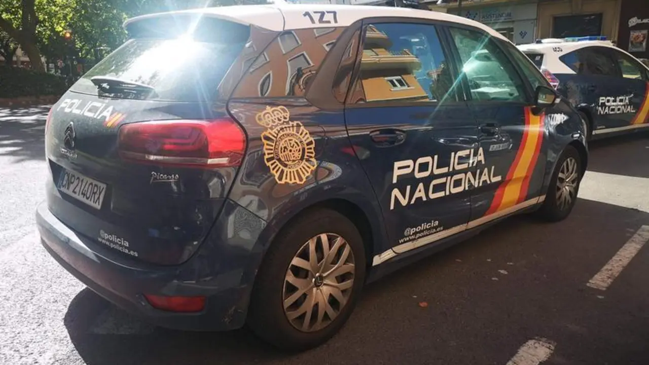 <p> La Polic&iacute;a Nacional Detiene A Un Hombre Tras Intentar Abusar Sexualmente De Su Inquilina </p>