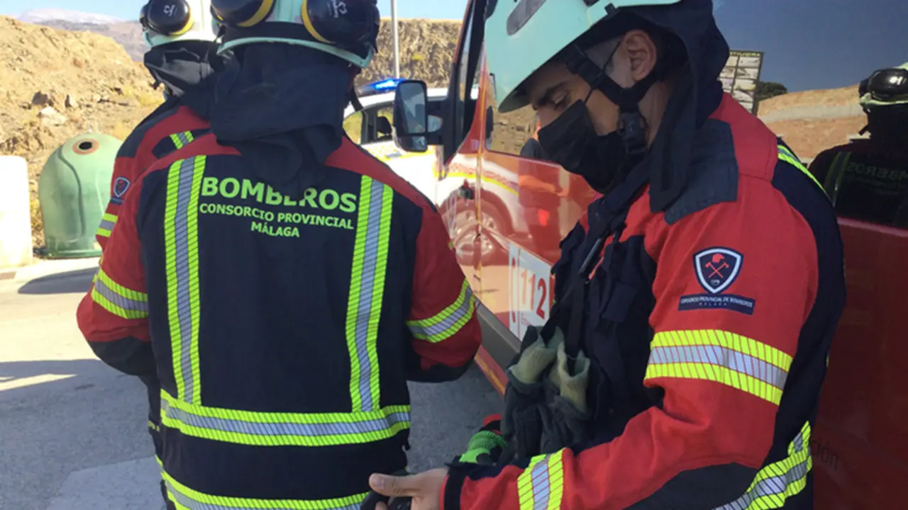 <p> Bomberos de M&aacute;laga </p>