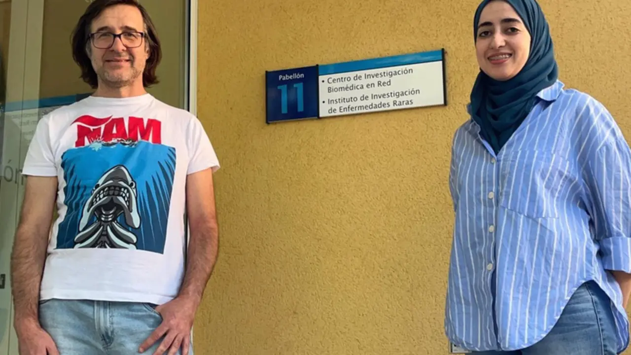 <p> Pablo G&oacute;mez del Arco y Fadoua el Abdellaoui Soussi IIER - ISCIII </p>