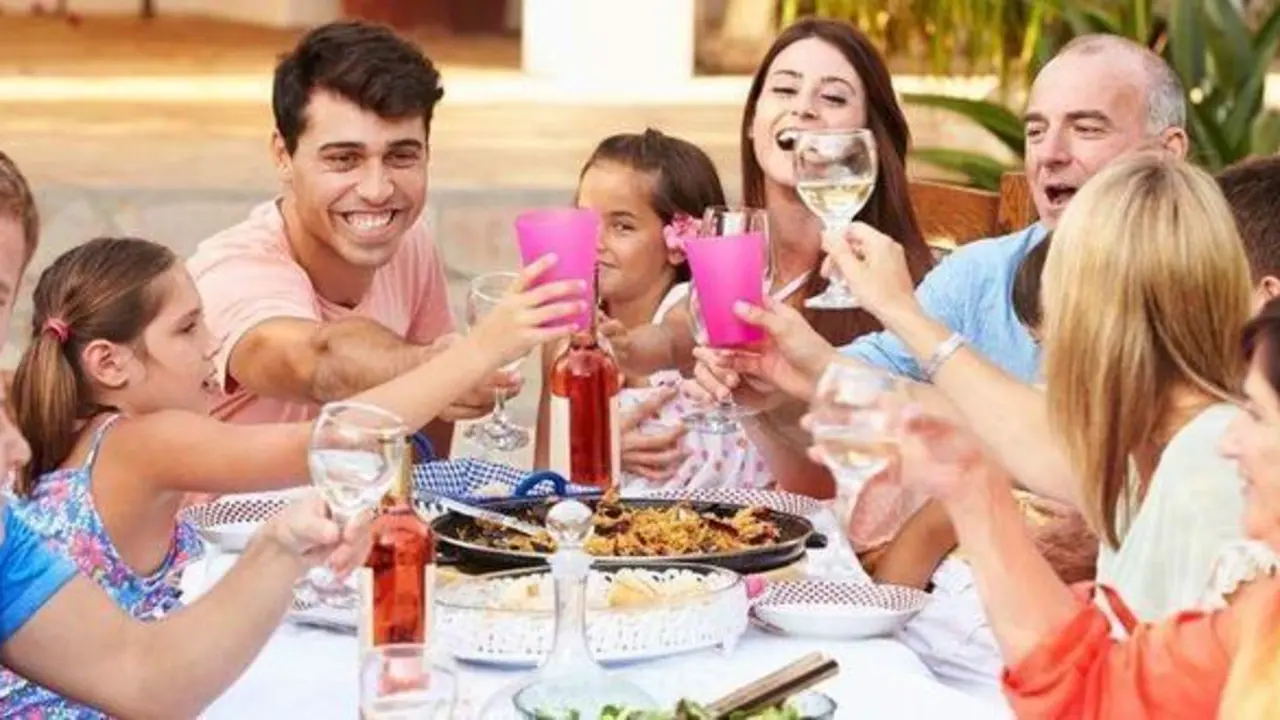 <p> Reuni&oacute;n familiar. </p>