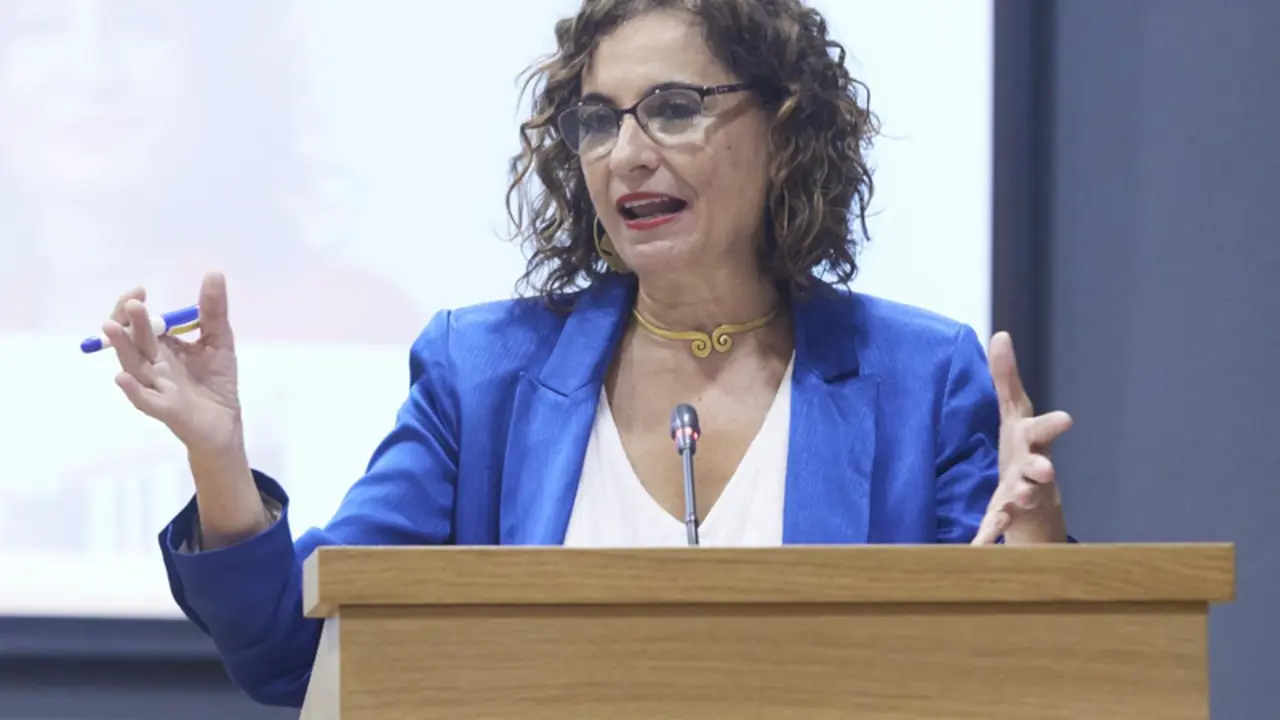 <p> "Uno puede admirar a una persona, que te gusten sus canciones, y luego ser muy contundente en la denuncia de que no cumpla sus obligaciones fiscales" </p>