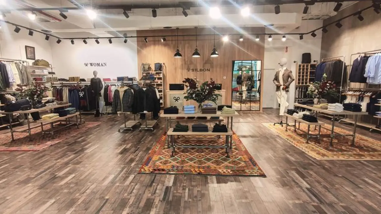 <p> Silbon Puerto Venecia </p>