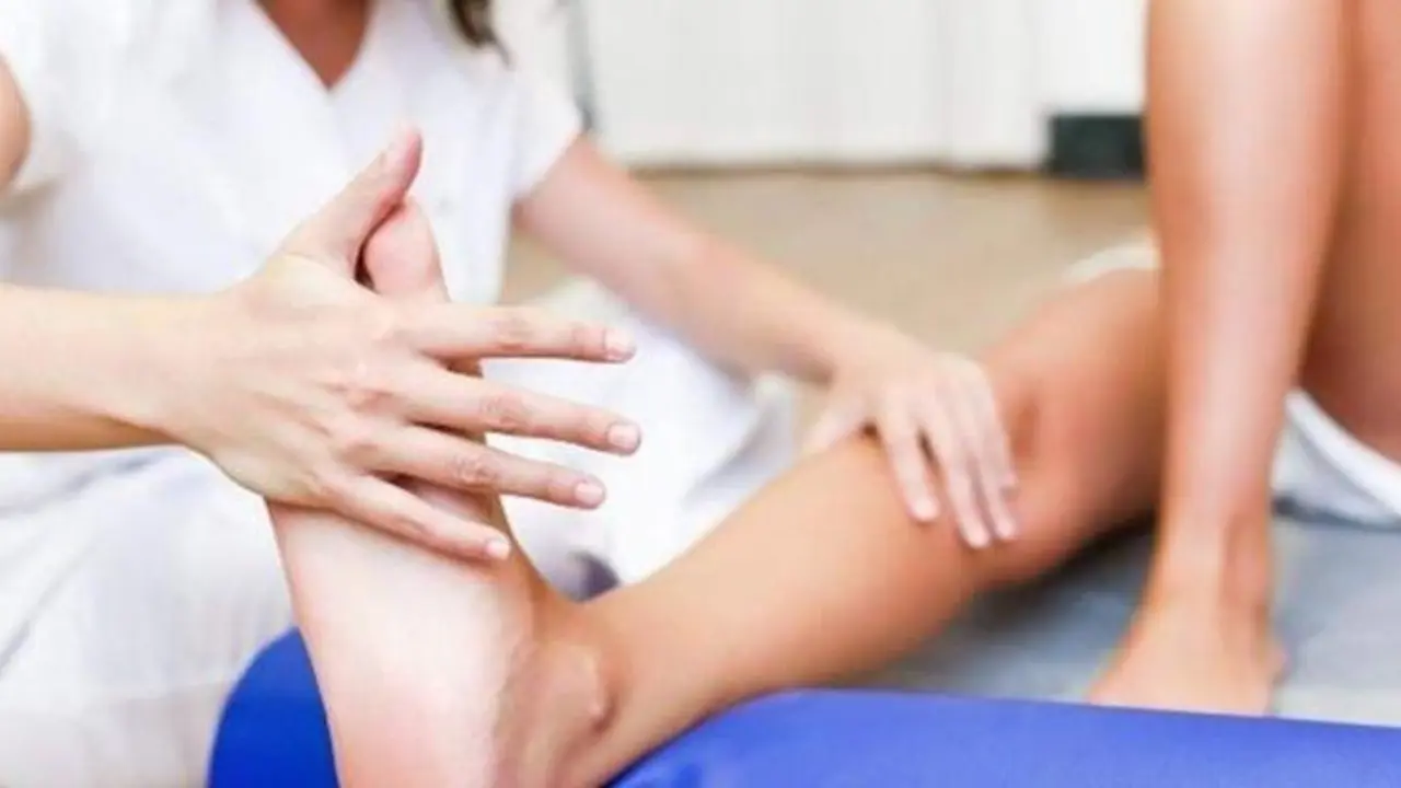 <p> Fisioterapeuta. ARCHIVO </p>