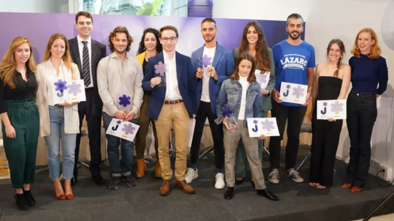 <p> In&eacute;s Rosado recibe el reconocimiento </p>