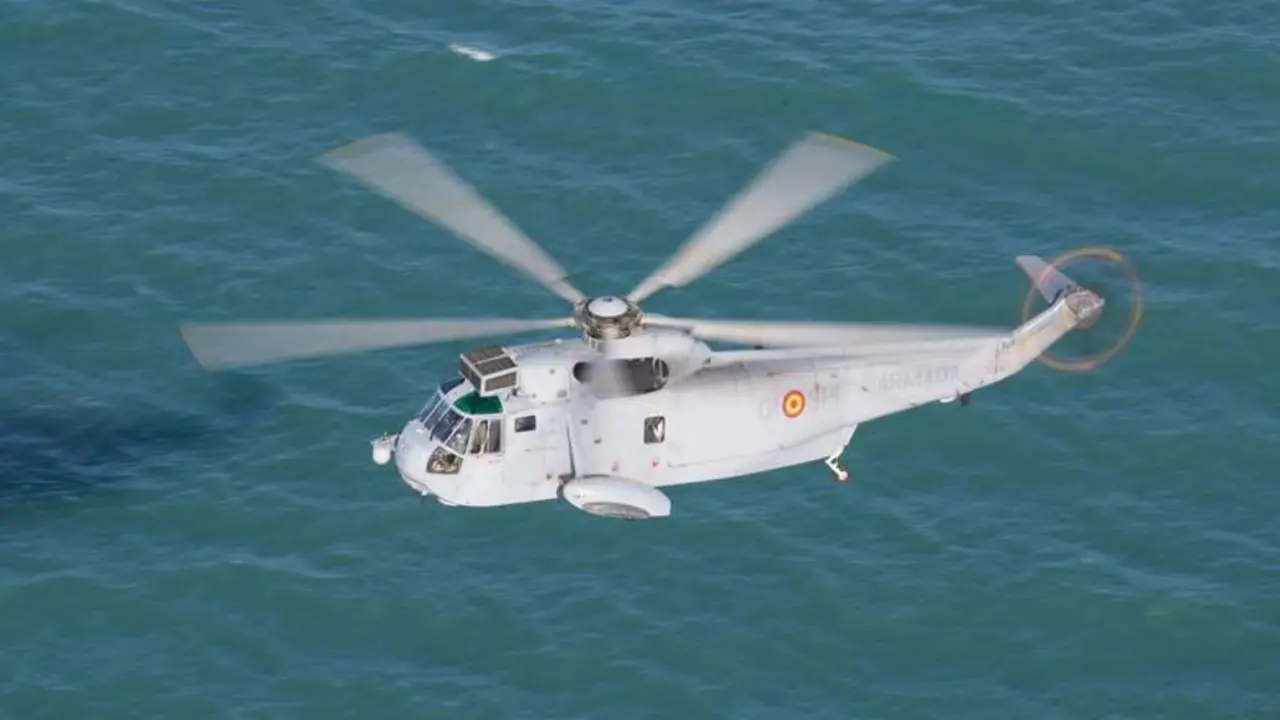 <p> Helic&oacute;ptero SH-3D de la Armada </p>