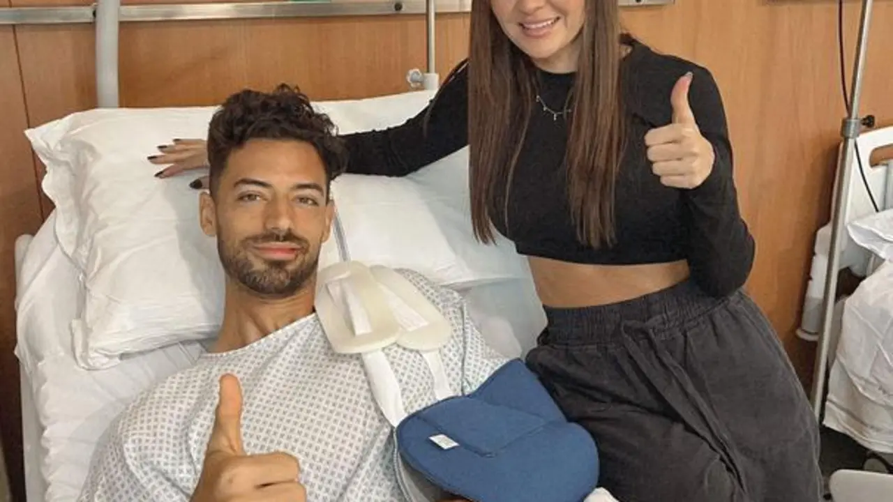 <p> Pablo Mar&iacute; se recupera en el hospital tras su agresi&oacute;n, via Twitter </p>