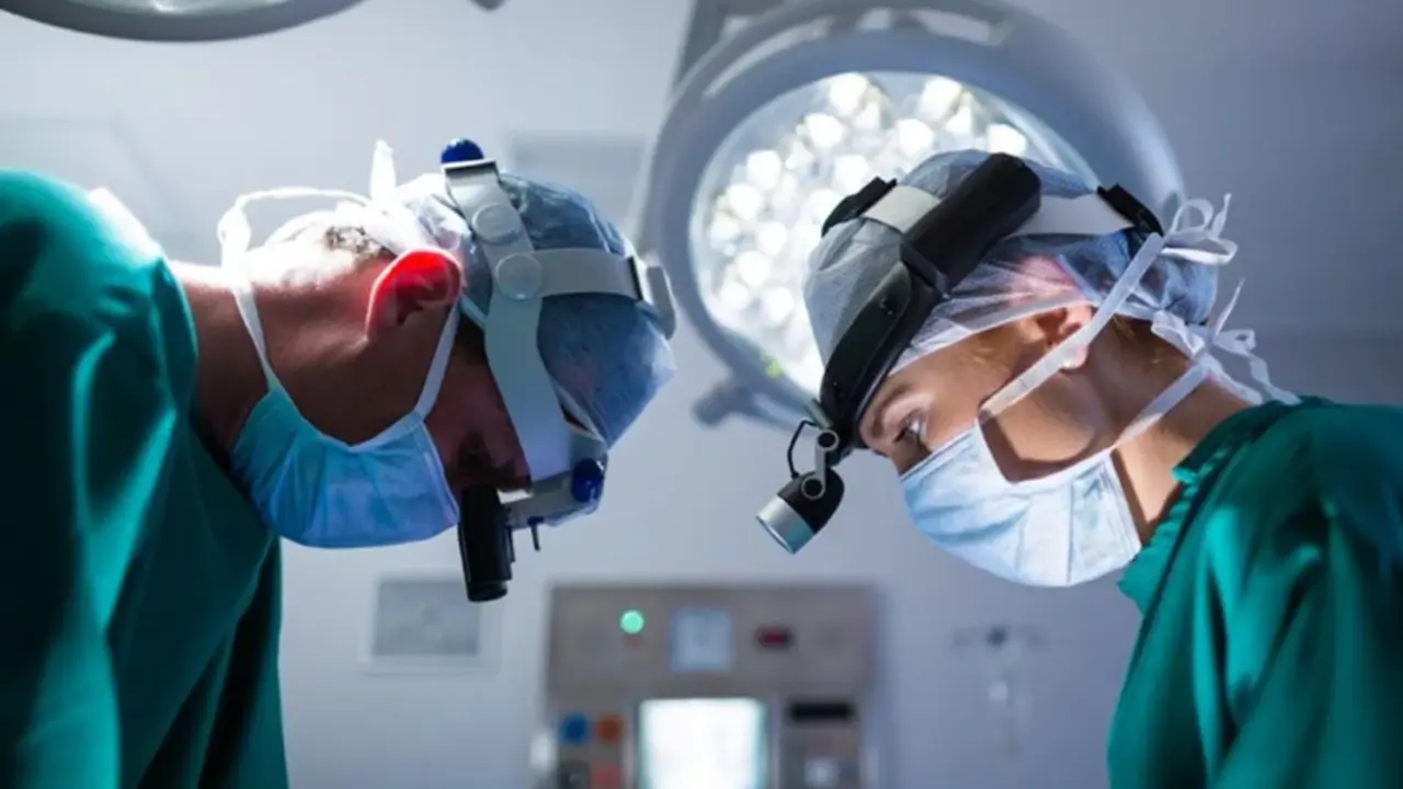  Trasplante de coraz&oacute;n exitoso entre seropositivos 