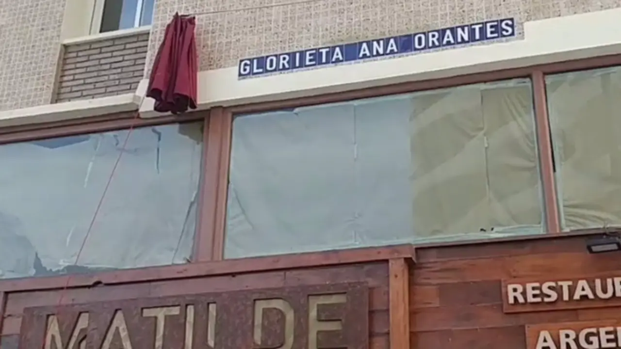  Inauguraci&oacute;n de la Glorieta Ana Orantes en C&aacute;diz - EUROPA PRESS 