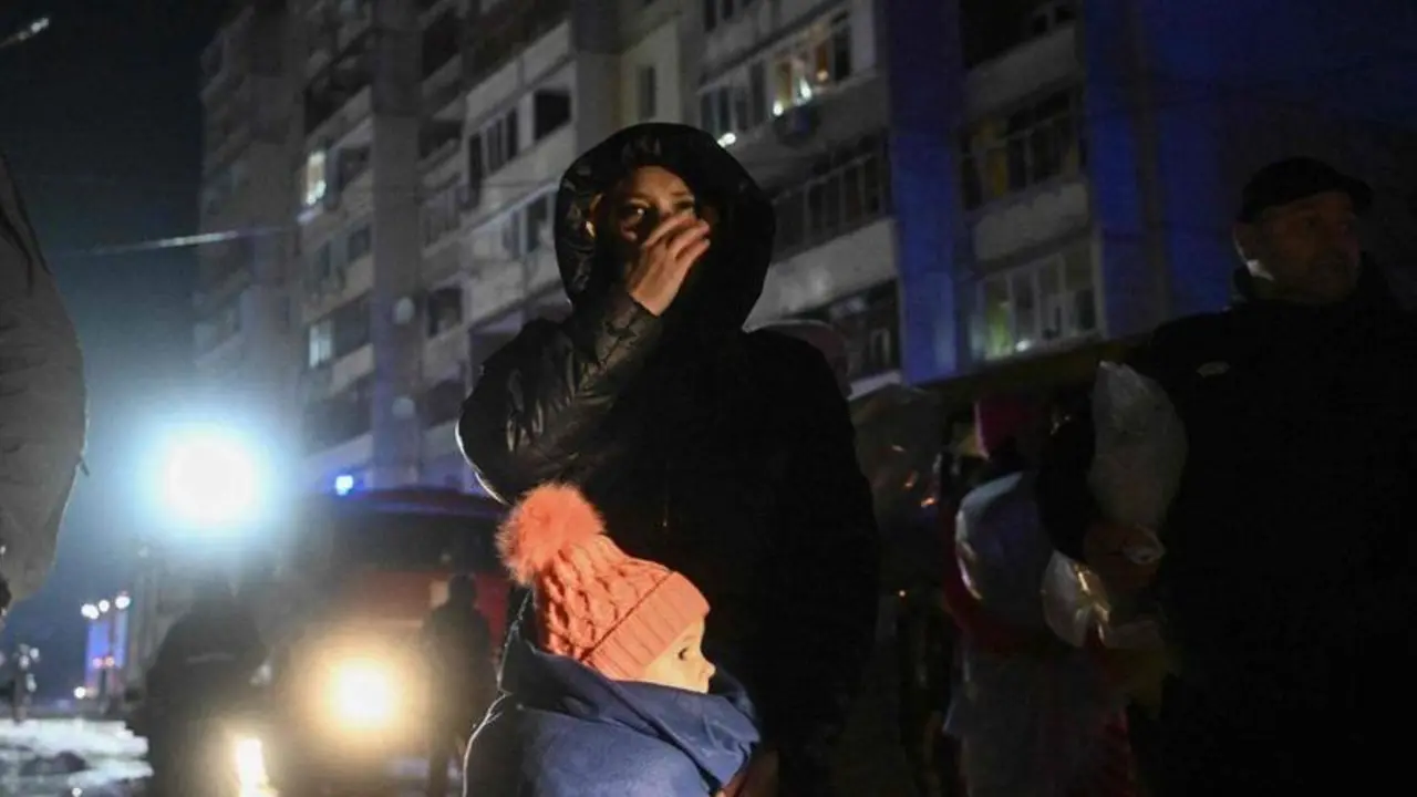  Kiev a oscuras tras los ataque rusos 