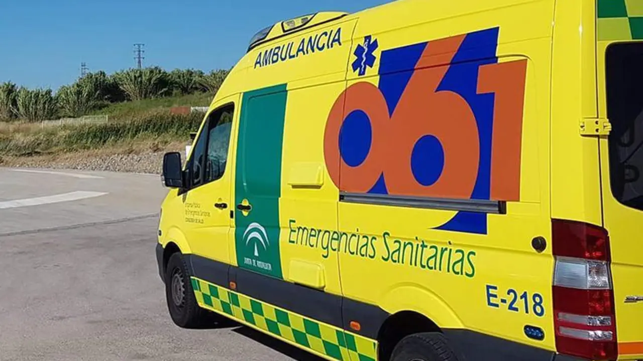  Ambulancia del Centro de Emergencias Sanitarias 061.de EPES 