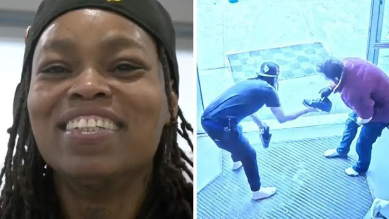  La trabajadora Leia Thomas regalando sus Jordan a la persona sin hogar 