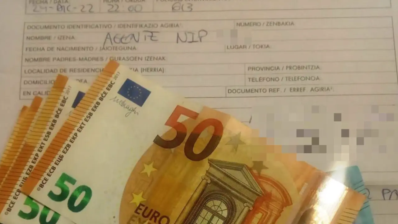  Parte del dinero recogido. - POLIC&Iacute;A FORAL 