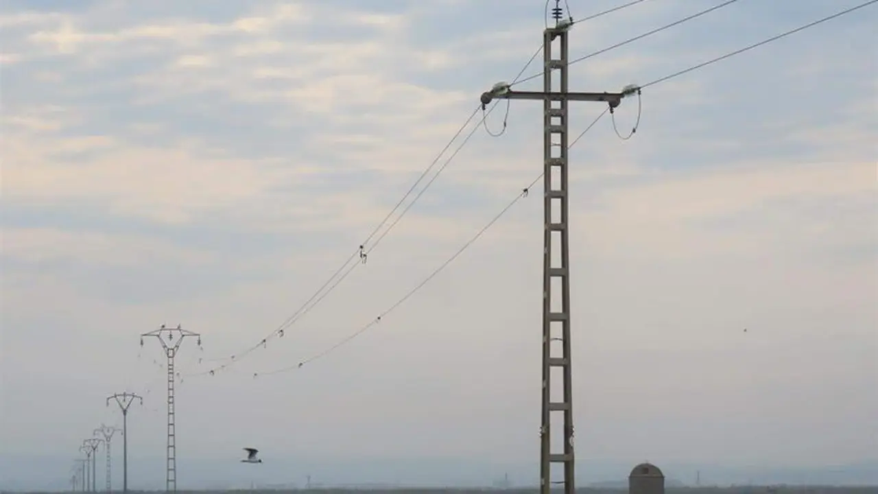  Torres el&eacute;ctricas 