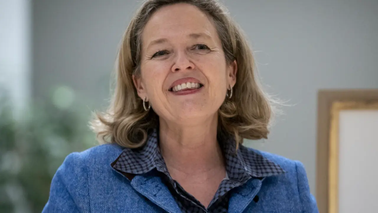  La vicepresidenta primera y ministra de Asuntos Econ&oacute;micos y Transformaci&oacute;n Digital, Nadia Calvi&ntilde;o. - A. P&eacute;rez Meca - Europa Press 