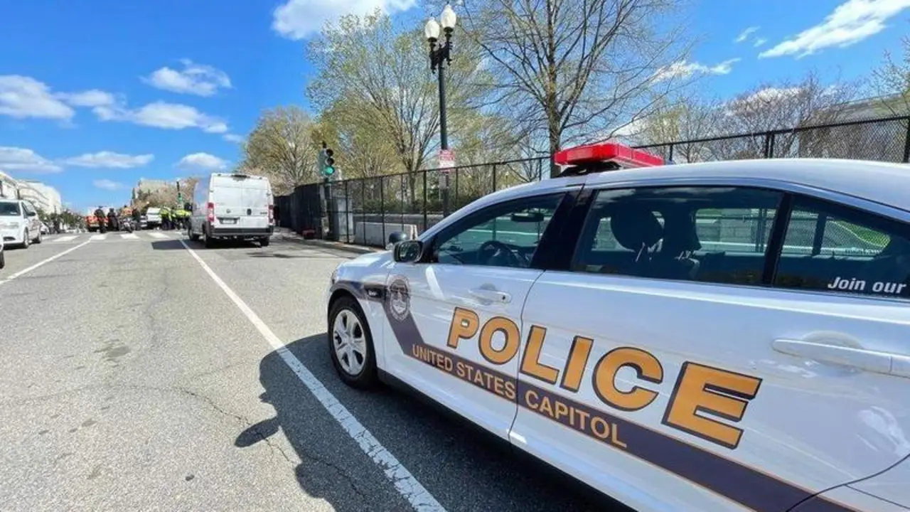  Twitter @CapitolPolice 