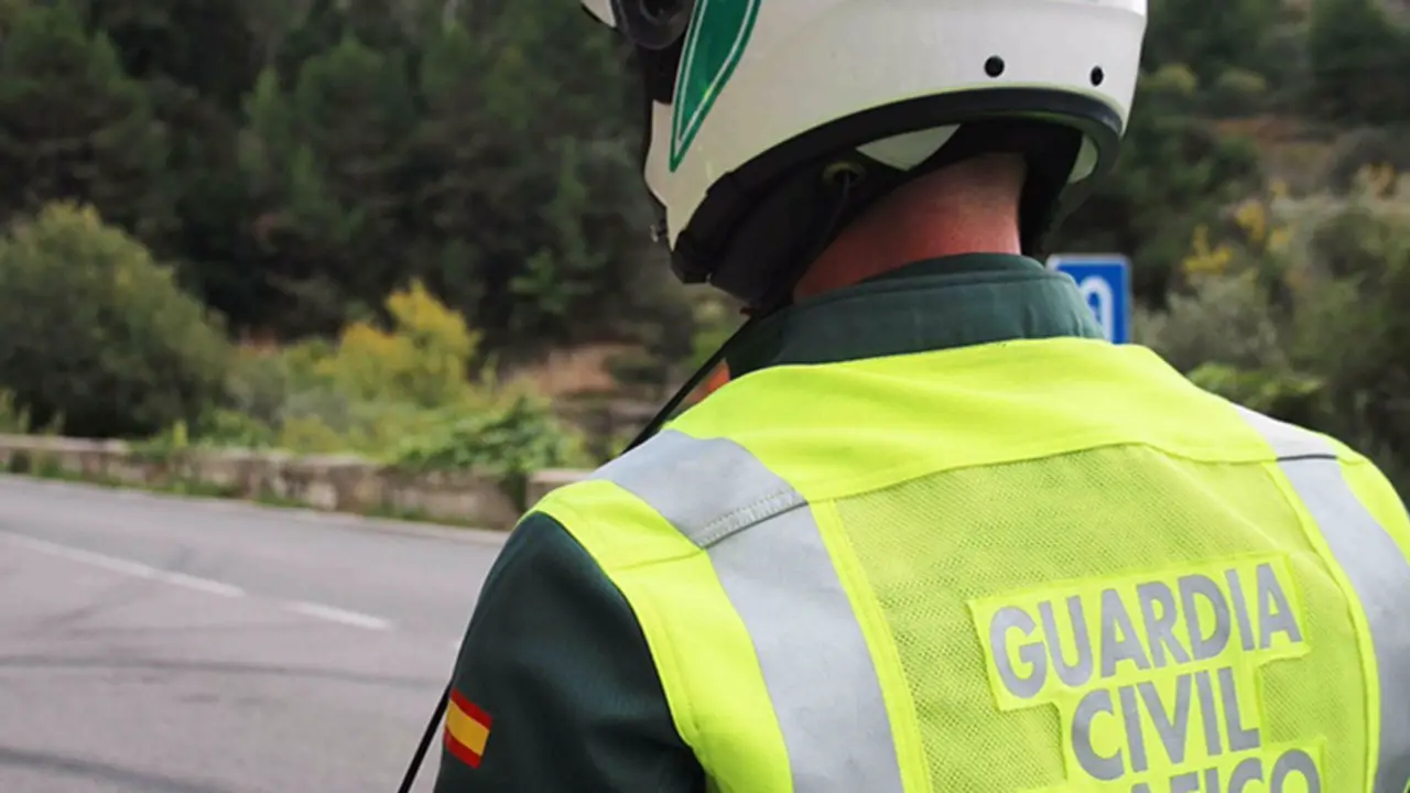  Archivo - Agente de Guardia Civil de Tr&aacute;fico (Foto de archivo). - GUARDIA CIVIL - Archivo 