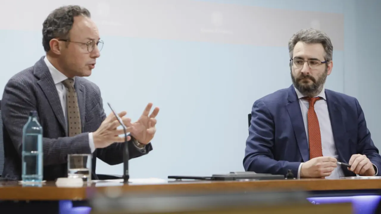  Espot y Jover durante la rueda de prensa de la tarde - SFGA - CESTEVE 