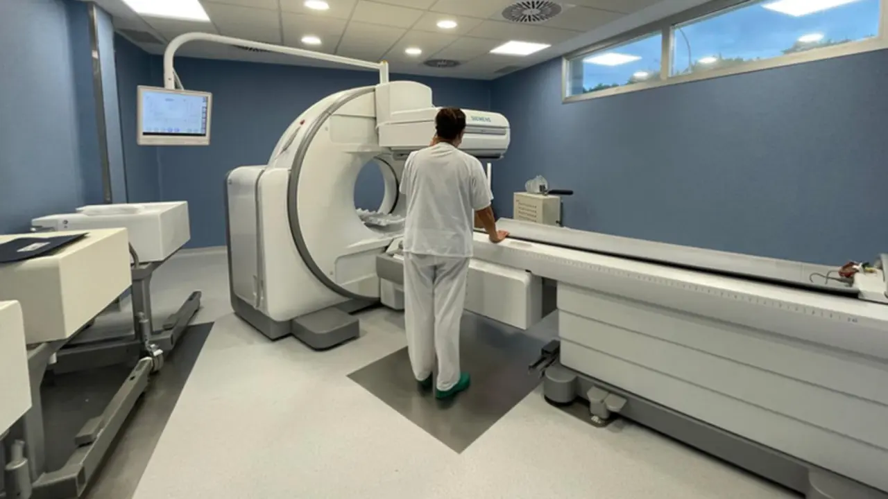  Nuevo equipo de gammac&aacute;mara SPECT-TC de los Servicios de Medicina Nuclear del Servicio Andaluz de Salud. 