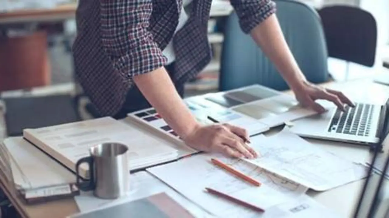  Aut&oacute;nomo haciendo n&uacute;meros 