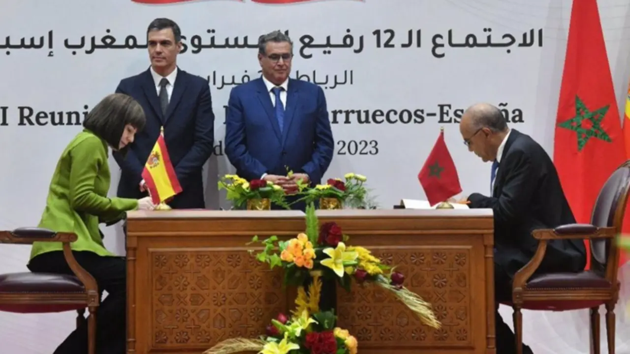  La ministra de Ciencia e Innovaci&oacute;n, Diana Morant y el ministro de Educaci&oacute;n Superior, Investigaci&oacute;n Cient&iacute;fica e Innovaci&oacute;n marroqu&iacute;, Abdellatif Miraoui, firman un acuerdo para la realizaci&oacute;n de proyectos conjuntos en I+D+I, en el marco de la XII RAN. - MINISTERIO DE CIENCIA E INNOVACI&Oacute;N 