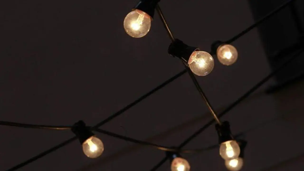  Archivo - Bombilla, bombillas, luz, electricidad, energ&iacute;a. - EUROPA PRESS - Archivo 