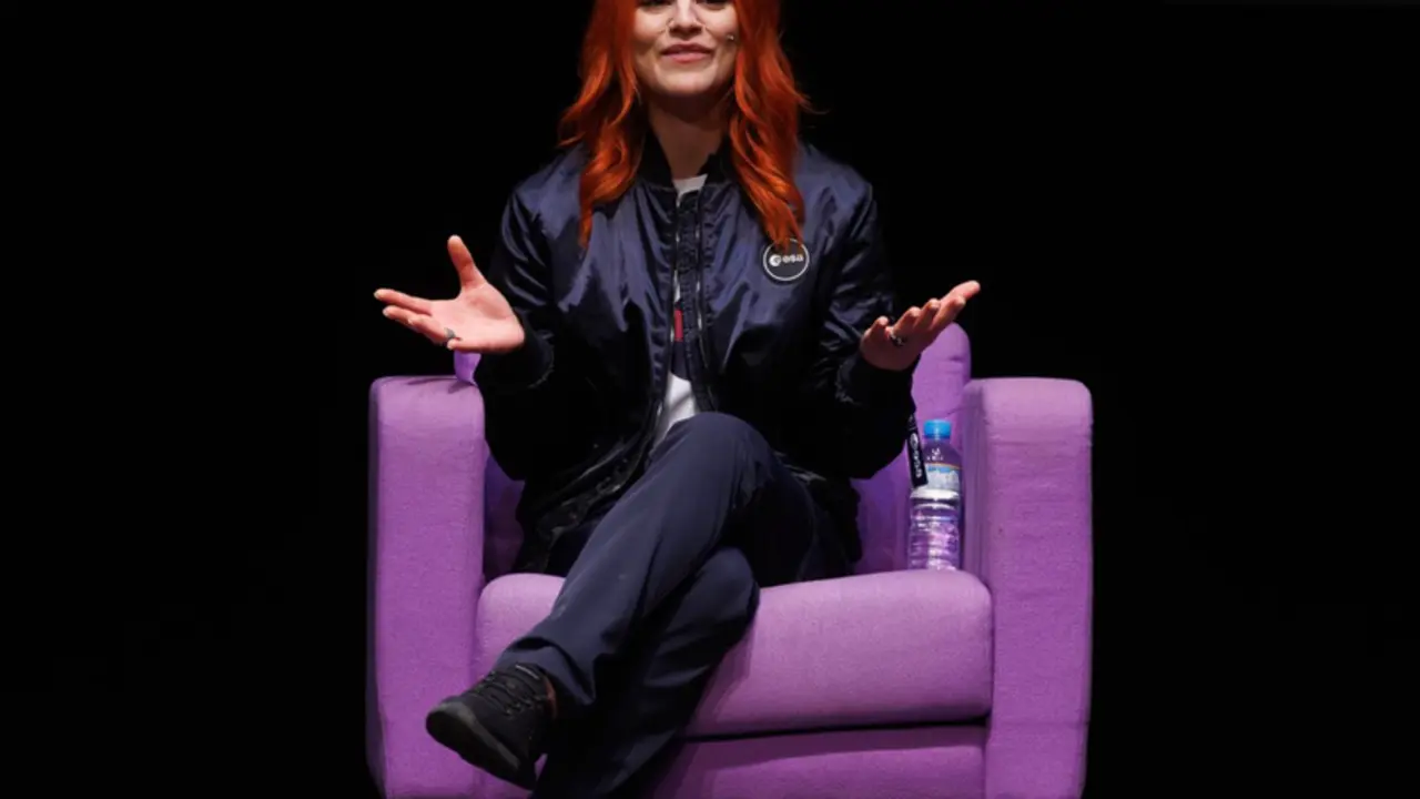  La astronauta espa&ntilde;ola de la Agencia Espacial Europea (ESA), Sara Garc&iacute;a, interviene durante el acto &lsquo;D&iacute;a de la Mujer y la Ni&ntilde;a en la Ciencia: despertando vocaciones STEM&rsquo; - Eduardo Parra - Europa Press 