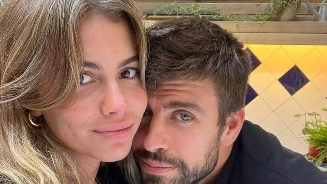  Piqu&eacute; junto a Clara Ch&iacute;a en redes sociales 