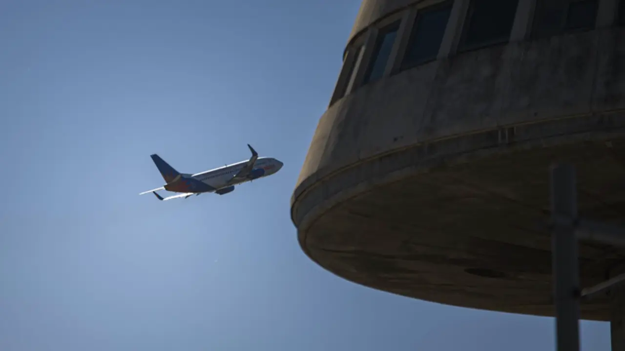  Archivo - Vista de un avi&oacute;n en el aeropuerto de Barcelona - Lorena Sop&ecirc;na - Europa Press - Archivo 